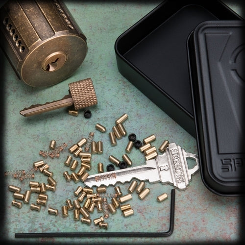 Sparrows Revolver Lock and Tin